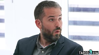 Big booty wife Victoria cuckold fucked