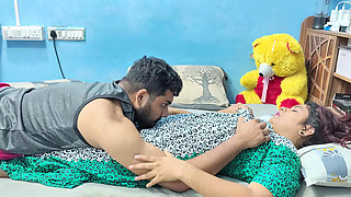 Mallu Wife Pussy Rub and Kissing with Boobs Press and Kiss Romance by Husband