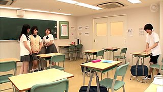 Pretty College Girlfriend Finger Banging Herself Alone