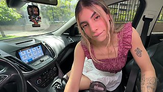 Cute teen gives her taxi driver a nice blowjob on the road POV