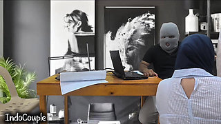 Hot Blowjob at Work From a Coworker. Blowjob at the Office While Working