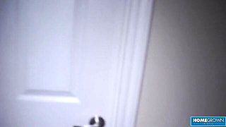 Rachel's clit rubbing smut