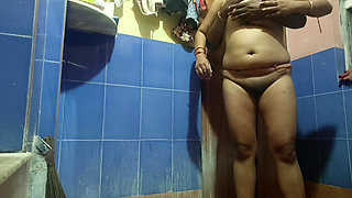 Angel Rani Bathroom open sex when she cuting pussy hair