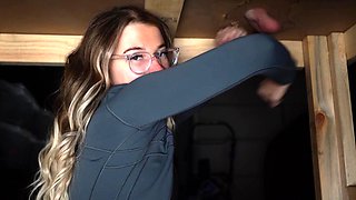 Busty amateur glory hole skank fucked