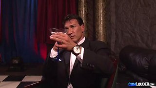 Licencia para el anal: Blowjob, Doggy  Cowgirl Porn