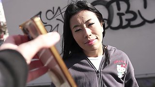 Asian teen got picked up on the street to fuck a stranger on casting