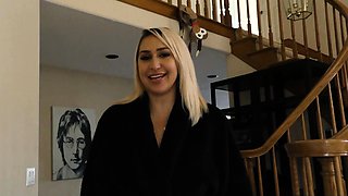 LICENSED TO BLOW - Mike Hunt Fat Ass Wife Nina Kayy