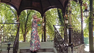 Amateur Blonde Mature Wife Enjoys Oral Sex in a Car