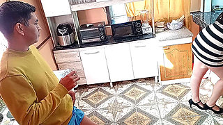 College guy sneaks in and pounds his stepmom's huge ass on the kitchen table