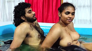 Doll doing super-hot romance with stud in pool total bare romance