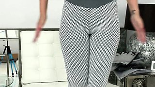 Blonde emo amateur solo masturbation