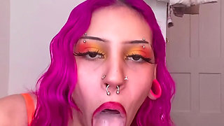 Petite Alternative 18 Year Old Sloppy Dildo Sucking Eye Contact