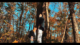 Fucked a Beauty with a Big Ass in the Forest While Walking