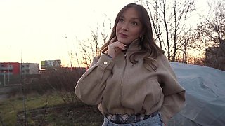 Babe from Venezuela is going to ride a fat cock in public