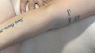 My Cock Gets Hard When I See My Stepsister Naked in the Shower