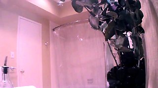 Peeping at my busty 21yo stepdaughter