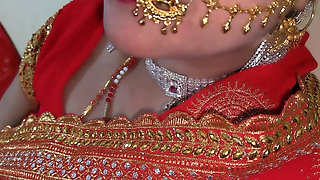 Beautiful Indian Newly Married Couple Honeymoon Sex Video Seel Pack Pussy Clear Boy Hindi Audio