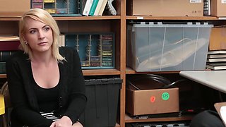 Blondie Fallon gets pounded by a massive cock in HD