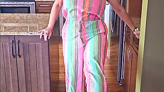 Sexy ONLYFAN Mature MOMMY Shows your her BIG TITS COMPILATION