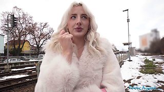 Sunflower Doll Flashes Big Butt Braless in Public Nudity