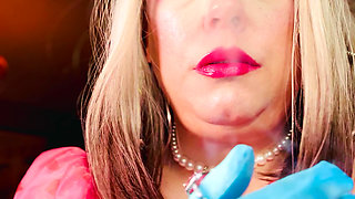 A Beautiful BBW Princess Smokes A Cork Superking Cigarette In Gloves & Jewellery - Cute Tina Snua Smoking