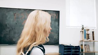 Promiscuous Chloe Cherry nails her china teacher during class- psychoporn.net