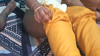 Bangladeshi Bhabhi Blowjob - Married Bengali Housewife Deep Throat Hardcore Sex