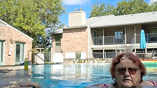 BBW Couple Love to Kissing the Pool!