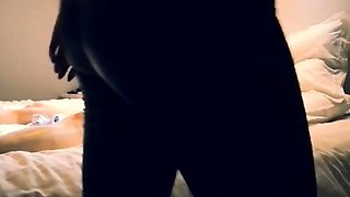 Sportive cfnm bitch giving blowjob