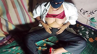 Stepbrother Saw Stepsister-in-law's Pussy Hole by Inserting His Finger