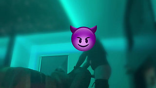 She Likes to Twerk Before Getting Fucked