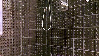 -Manyvids- Lydialove - Shower Play In My Friends Hotel Room