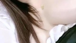 Omege japanese girl with big boobs on cams