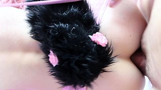 Amateur milf doing a blowjob ending in a facial