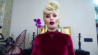 enslaved by  lipstick  kisses