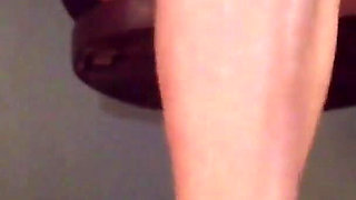 Higheels and Leg Crossings 2