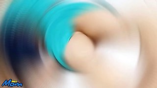تو کمد کمین کردم تا خ و ا ه رزنم از حموم اومد.چه کص داغی داره