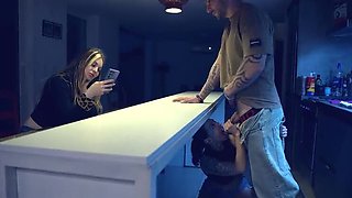 Venus y Marte - My Wife's Friend Snuck Me a Blowjob Under the Table