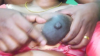 Sexy Girl In Hot boobs Video Viral