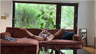 Solo Shoot Fail! Invited Voyeur To Join In And Fuck Me Senseless!