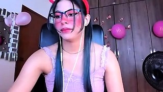 Amateur Jasmin stripping panties and masturbating