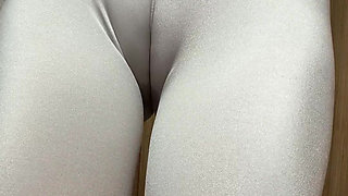 Hkjsexy Video Quickie - Posing, Leggins & Cameltoe