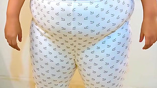 Indian Muslim 18+ Big Teen Hot girl Without Abaya Hijab Niqab Beautiful Sexy Girl Workout & Try To seduced Guys to gets fuck