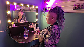 Squirting on the sissy slave