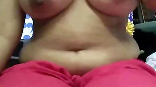 Desi Big Boobs Girl Showing Armpit