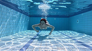 Swimming Fetish - Underwater Swimming Naked