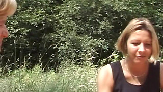 German MILF Amateur Threesome FFM Outdoor Blonde