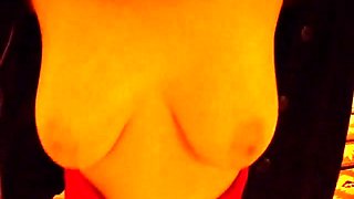 Amateur blonde with big boobs masturbates cam