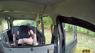 Amber Jayne's Intense Desire in Wild Cab Ride