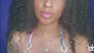 Don't You Just Love My Lips?